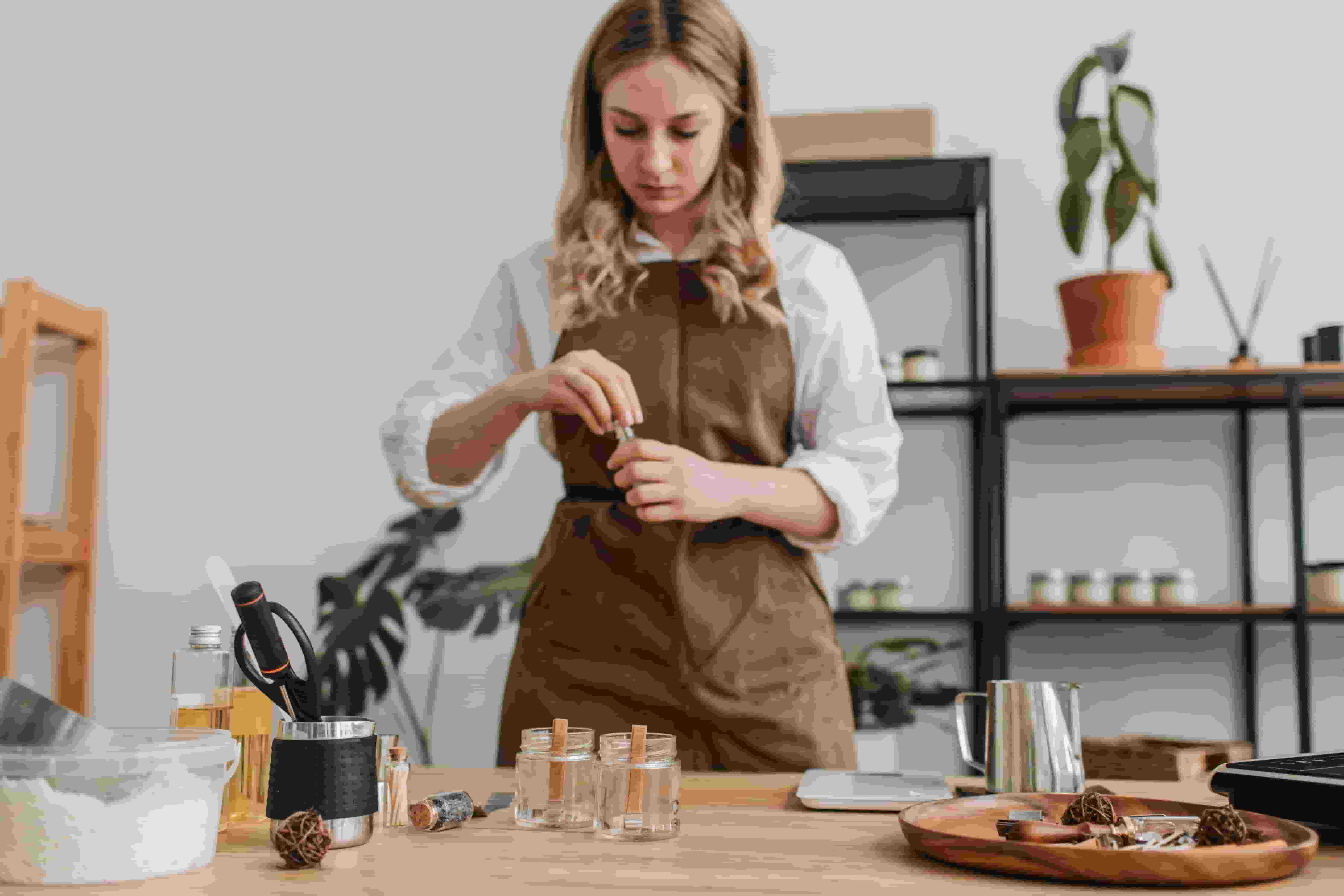 L'Importance du Tablier de Cuisine : Un Vêtement Essentiel dans la Profession